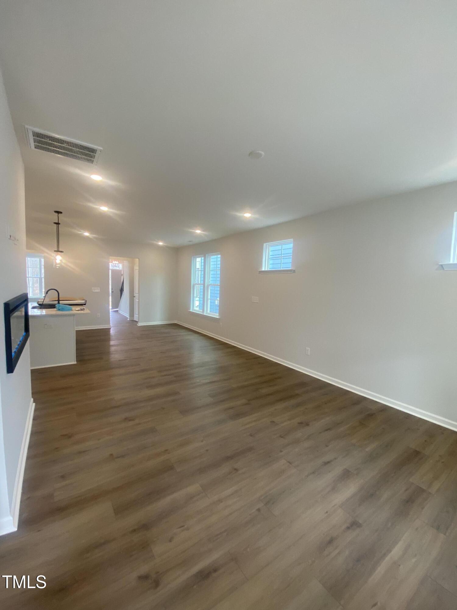 9212 Leaning Post Road, Unit 448 Wake Forest, NC 27587 - Photo 11 of 25 Famioly Room