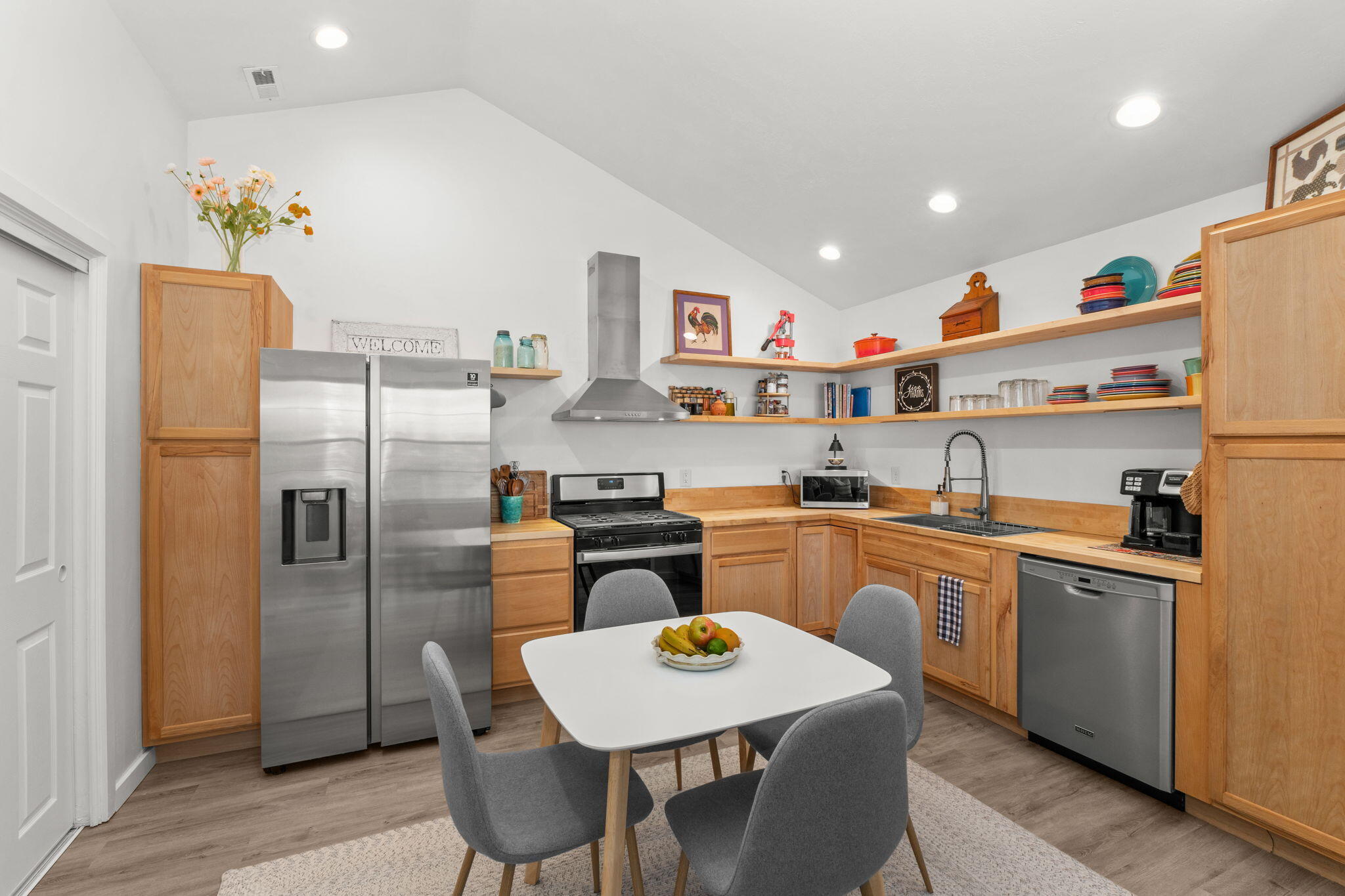 1910 Copper Ranch Lane, Unit E Hailey, ID 83333 - Photo 4 of 18 1910 CR Kitchen