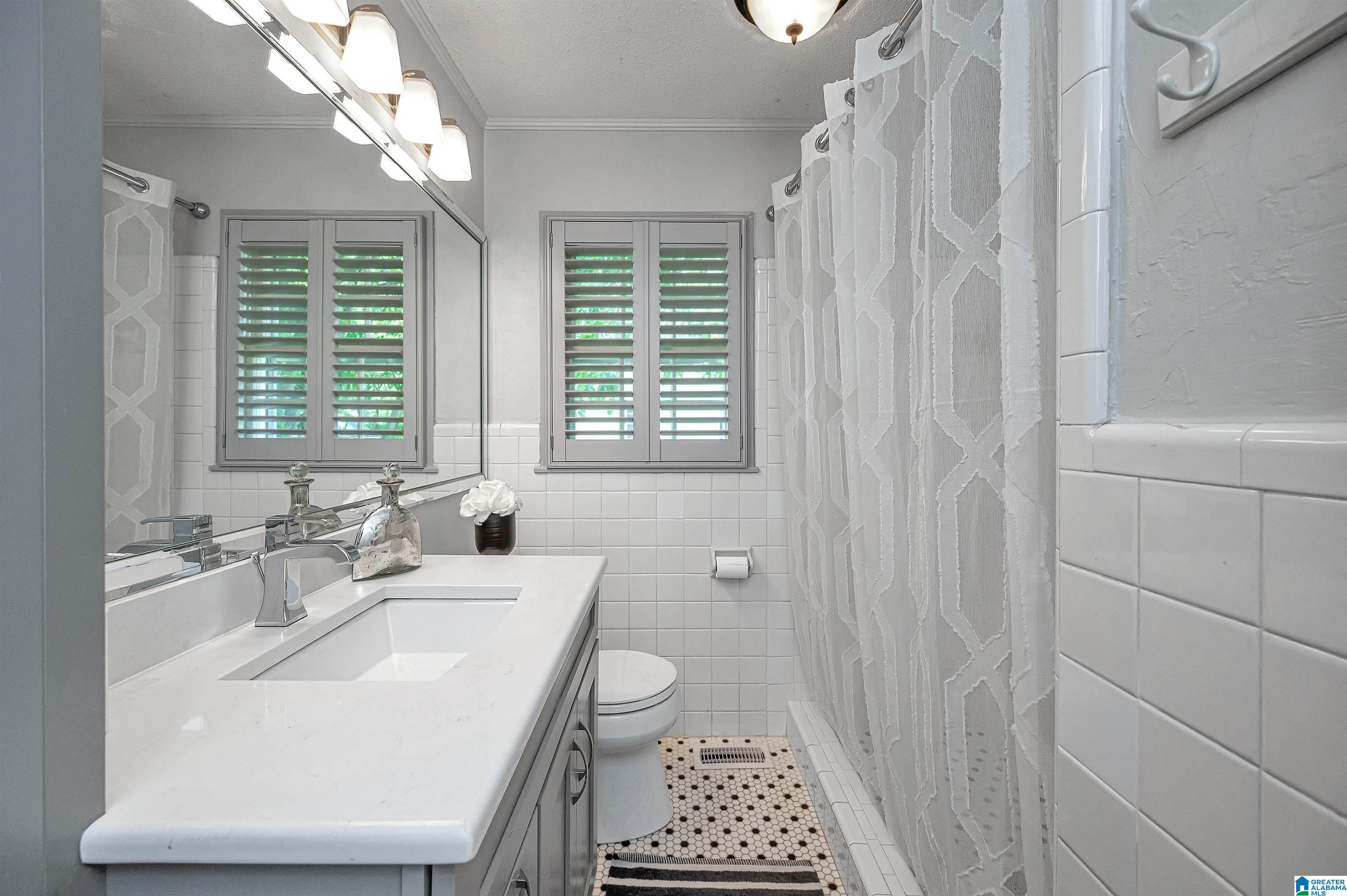 220 Raleigh Avenue Birmingham, AL 35209 - Photo 23 of 50