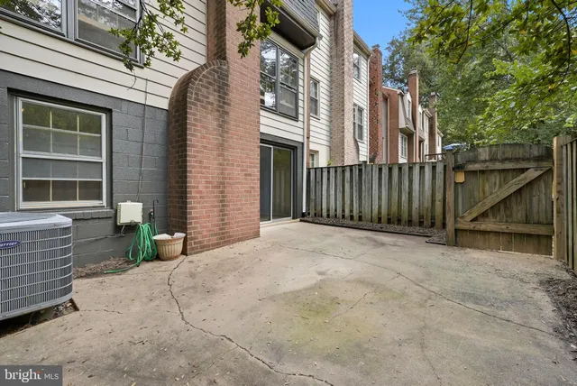 a view of a house with a outdoor space