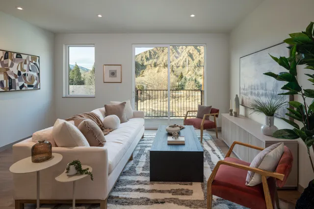 $869,900 | 317 North River Street, Unit 7, Hailey, ID 83333