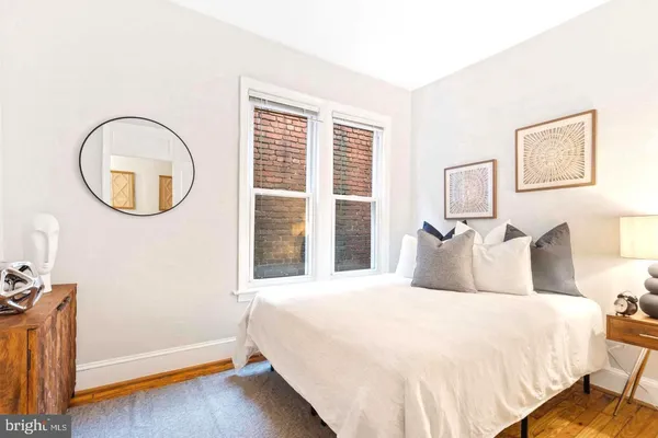 $2,950 | 1221 D Street Northeast, Washington, DC 20002