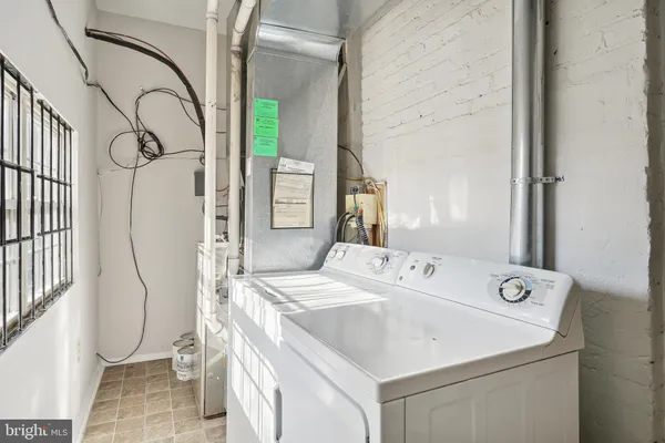 $2,950 | 1221 D Street Northeast, Washington, DC 20002