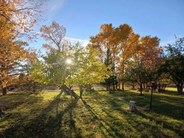 $1,100,000 | 10332 Highway 26, Kinnear, WY 82516