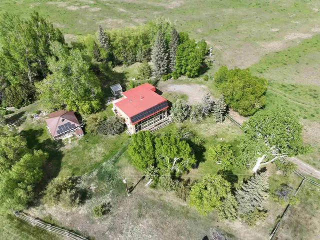 $1,100,000 | 10332 Highway 26, Kinnear, WY 82516