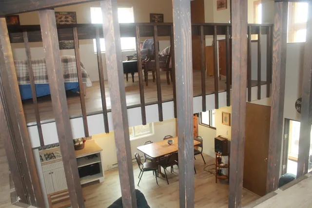 $1,100,000 | 10332 Highway 26, Kinnear, WY 82516