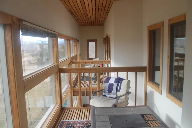 $1,100,000 | 10332 Highway 26, Kinnear, WY 82516