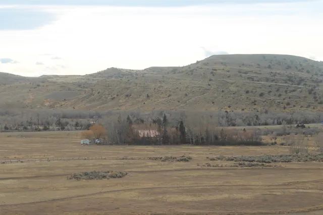 $1,100,000 | 10332 Highway 26, Kinnear, WY 82516