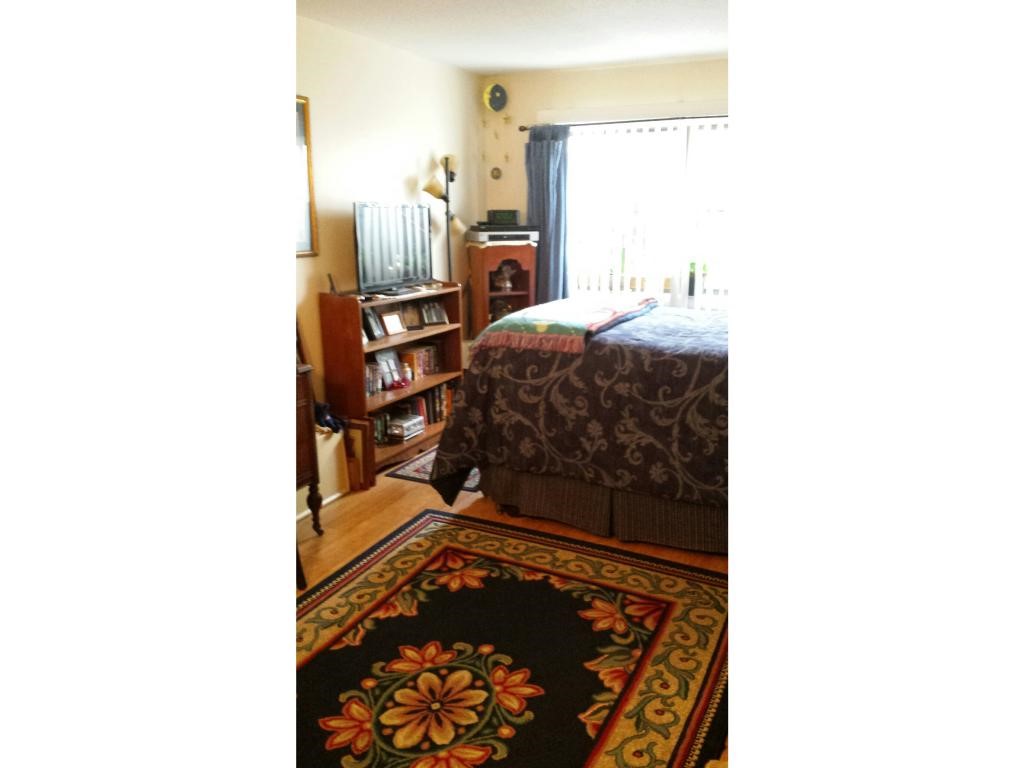 136 Mammoth Road, Unit 3 Hooksett, NH 03106 - Photo 4 of 5