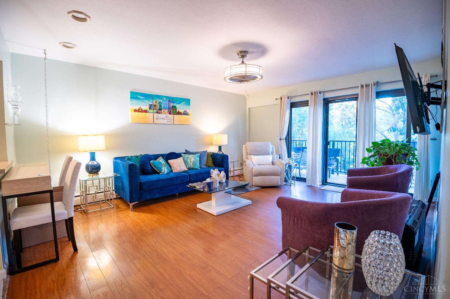 1815 William Howard Taft Road, Unit 207 Cincinnati, OH 45206 - Photo 10 of 20