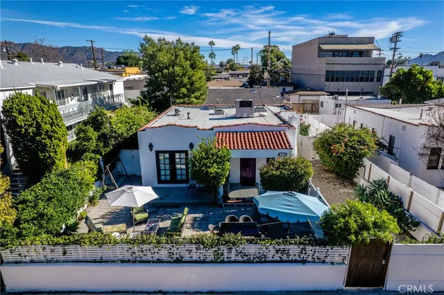 $997,000 | 5516 Willowcrest Avenue, North Hollywood, CA 91601