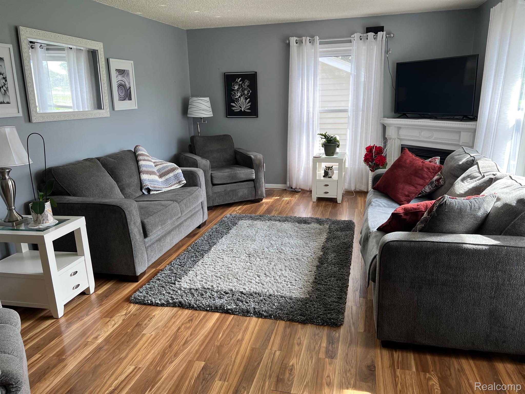 45166 Geddes Road Canton, MI 48188 - Photo 13 of 31 Gallery Image 13