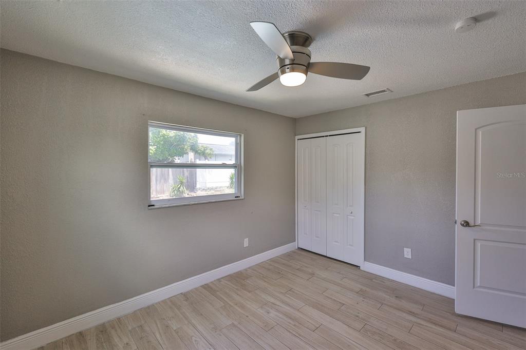 12372 113th Street Largo, FL 33778 - Photo 15 of 29