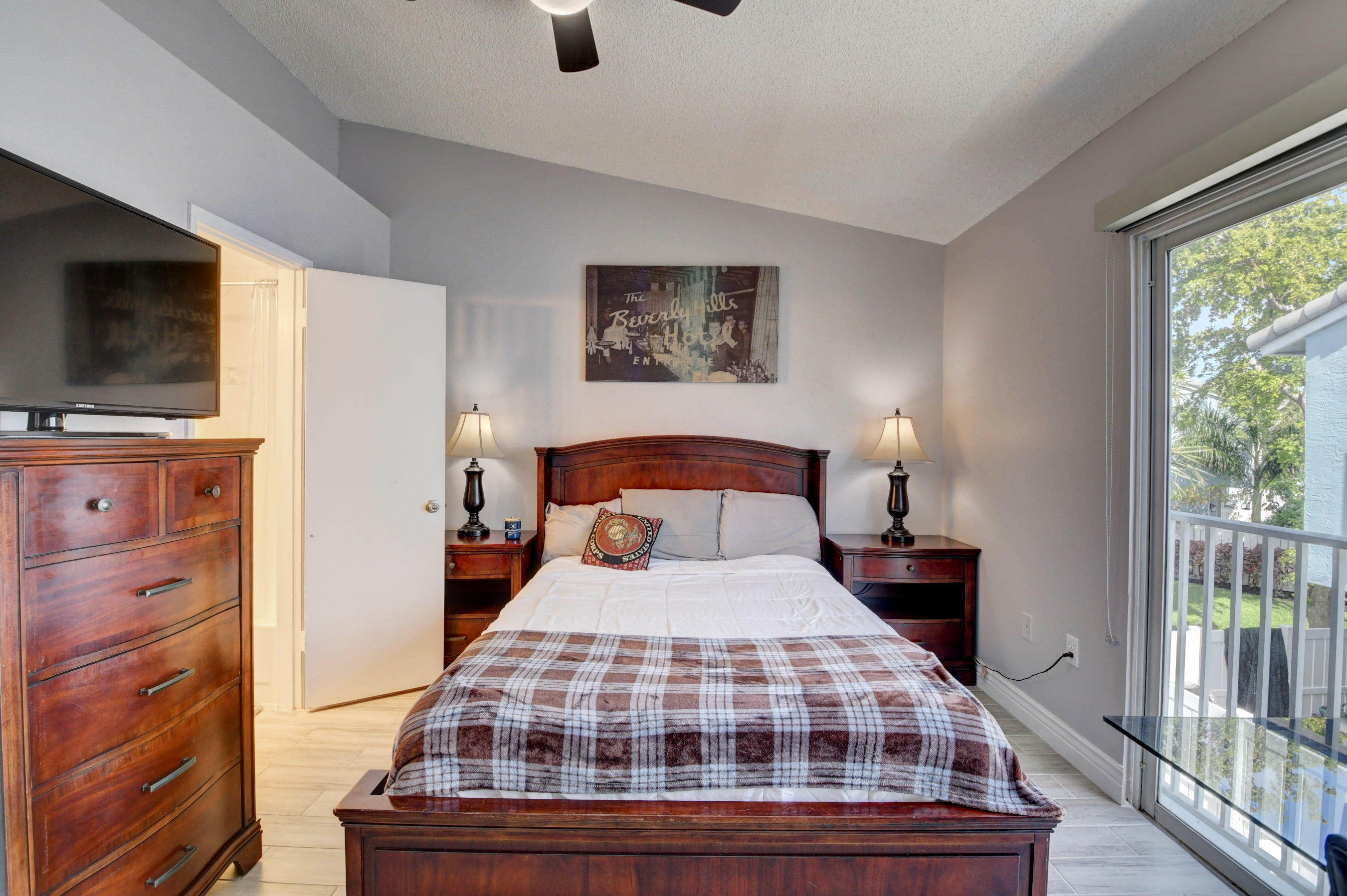 1022 Jeffery Street Boca Raton, FL 33487 - Photo 31 of 35 35_dsc_4398_399_400_401_402