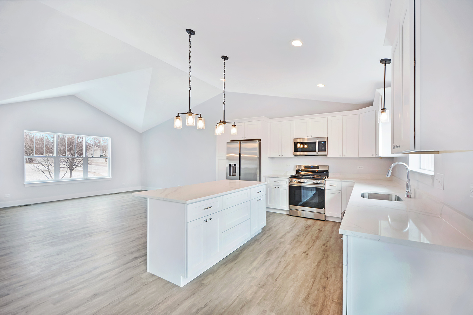 705 Fox Trail Terrace Cary, IL 60013 - Photo 11 of 34