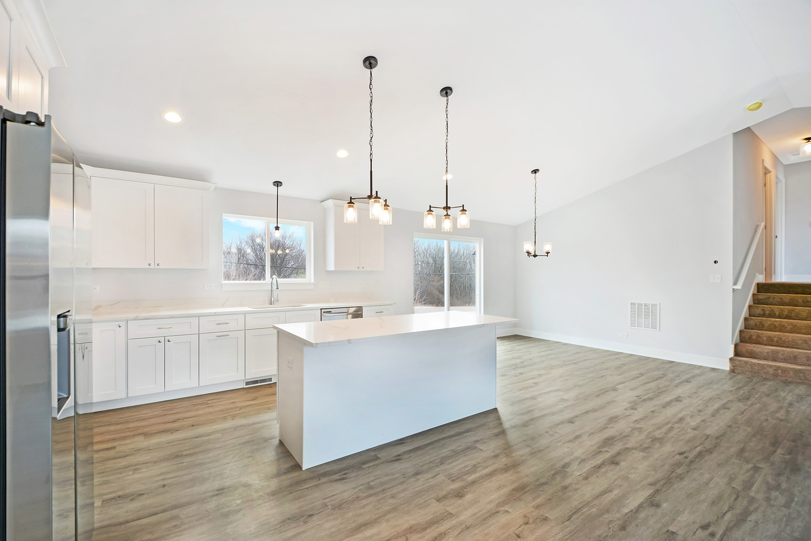 705 Fox Trail Terrace Cary, IL 60013 - Photo 8 of 34