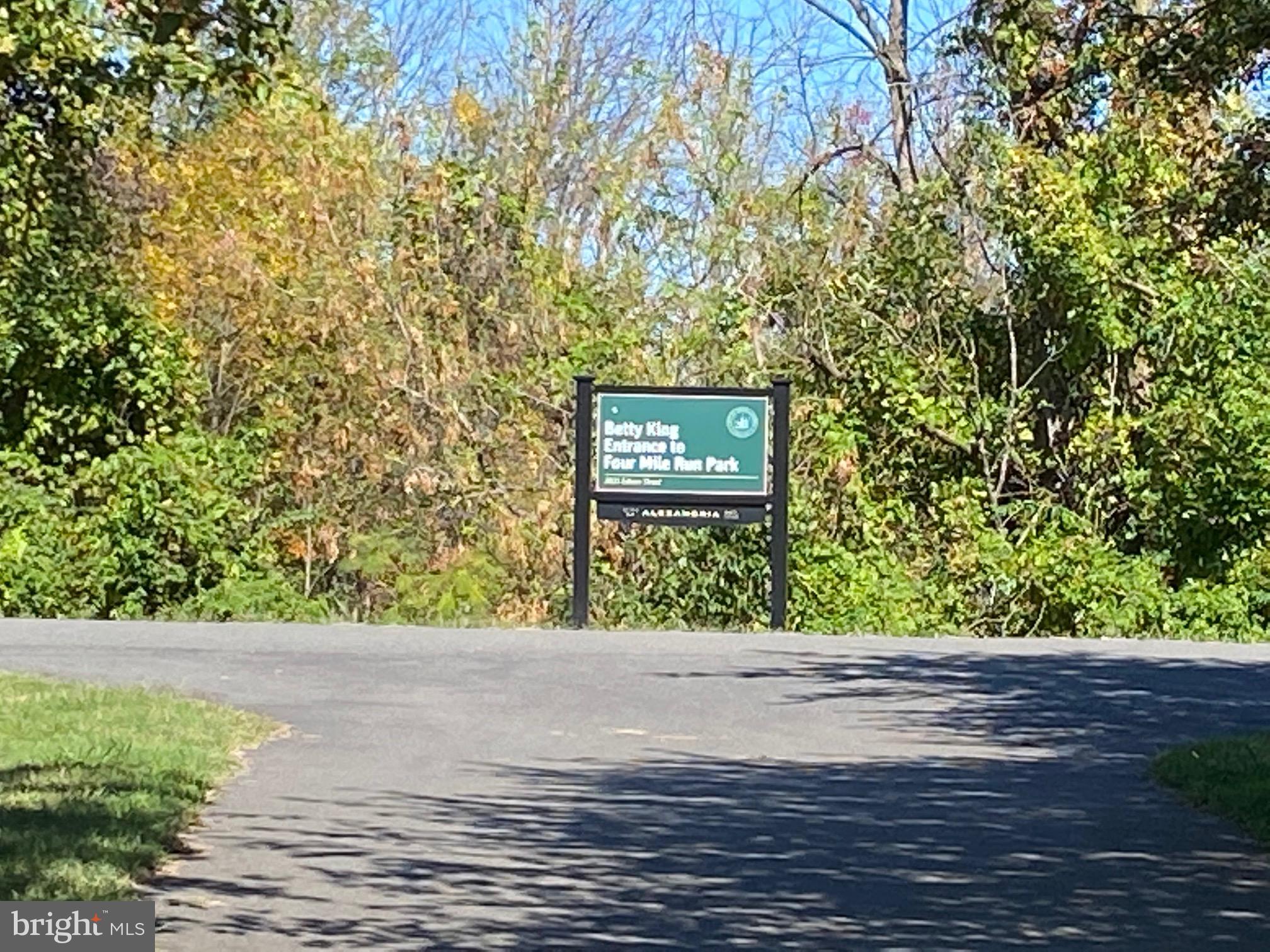 3605 Edison Street Alexandria, VA 22305 - Photo 5 of 5