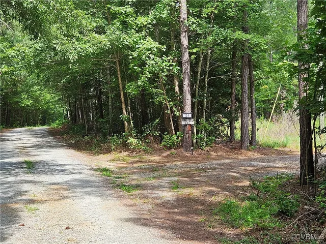 $35,000 | 154 King Bee Trail, Brodnax, VA 23920