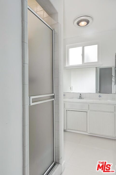 8531 Walnut Drive Los Angeles, CA 90046 - Photo 22 of 27 Gallery Image 22