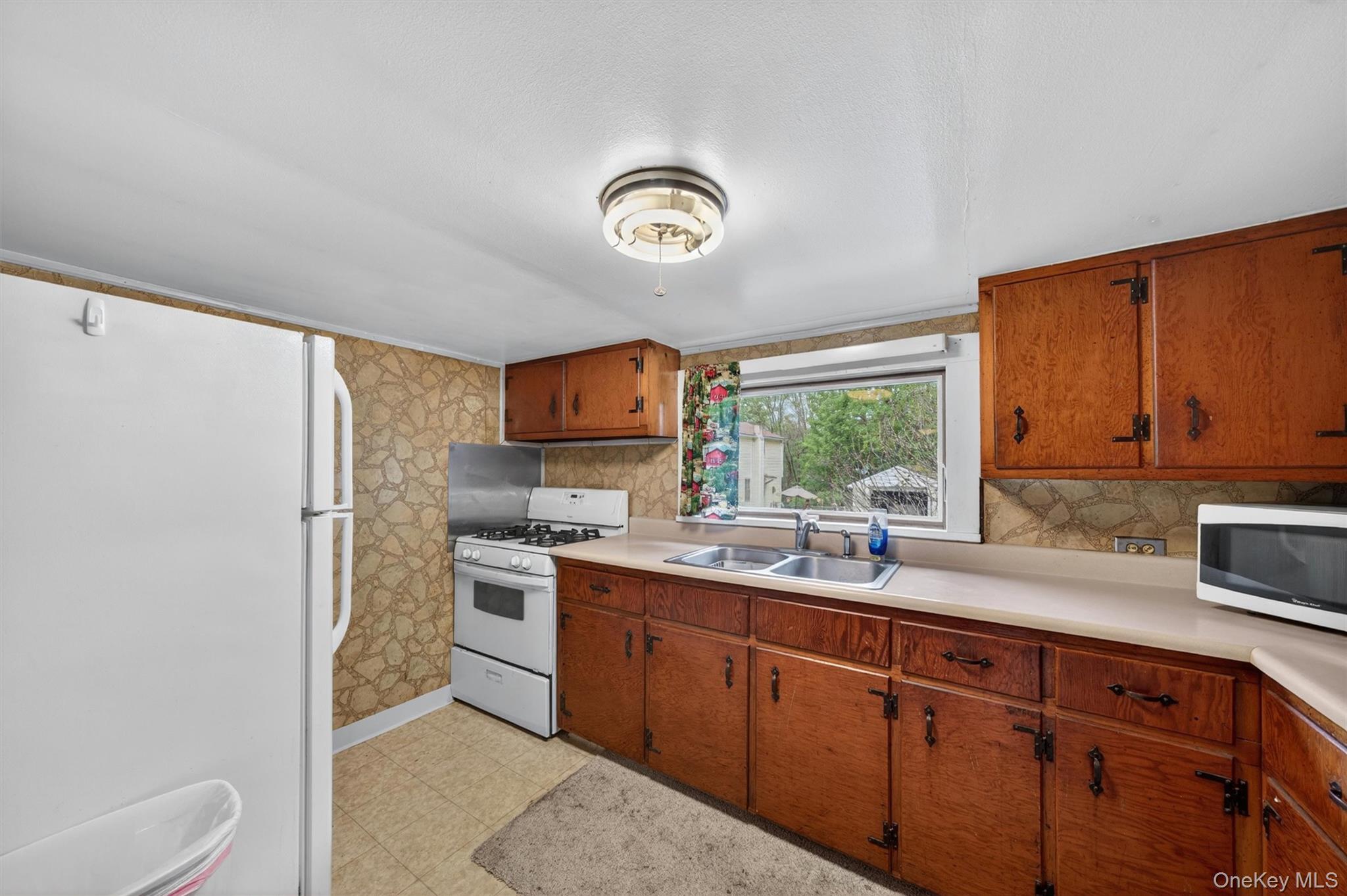 32 Tarbell Road Middletown, NY 10940 - Photo 15 of 45