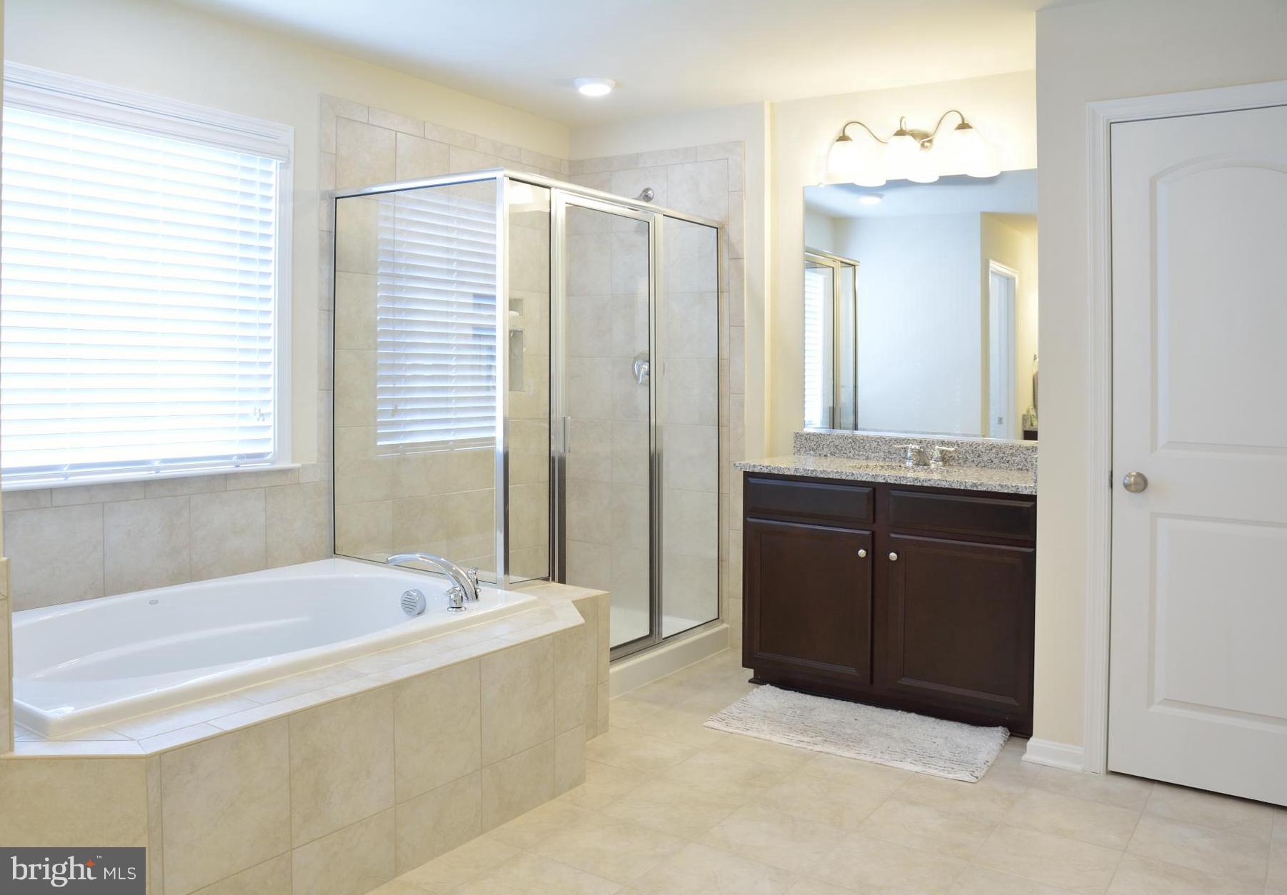 8124 Ridgely Loop Severn, MD 21144 - Photo 16 of 25 Gallery Image 16