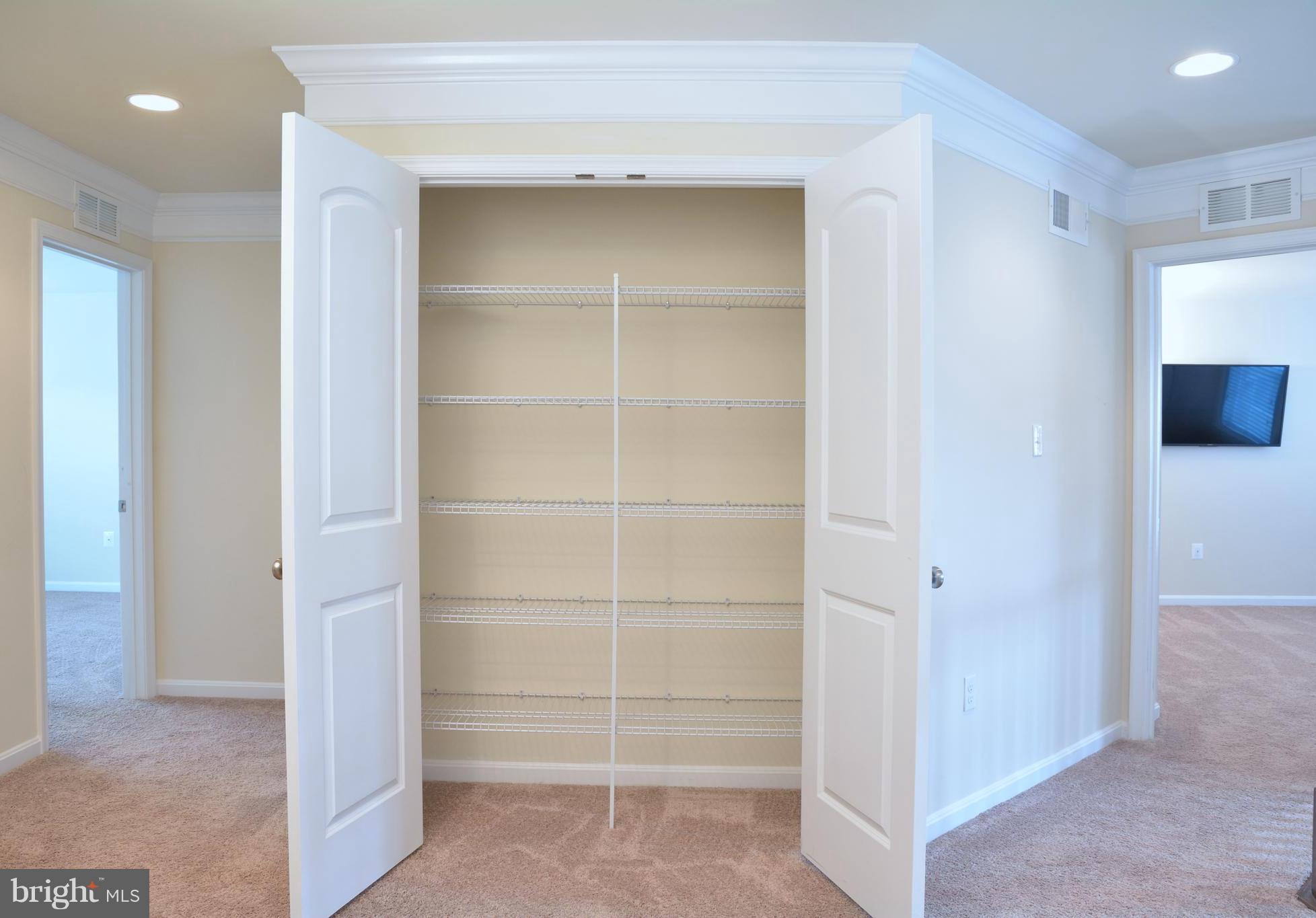 8124 Ridgely Loop Severn, MD 21144 - Photo 18 of 25 Gallery Image 18