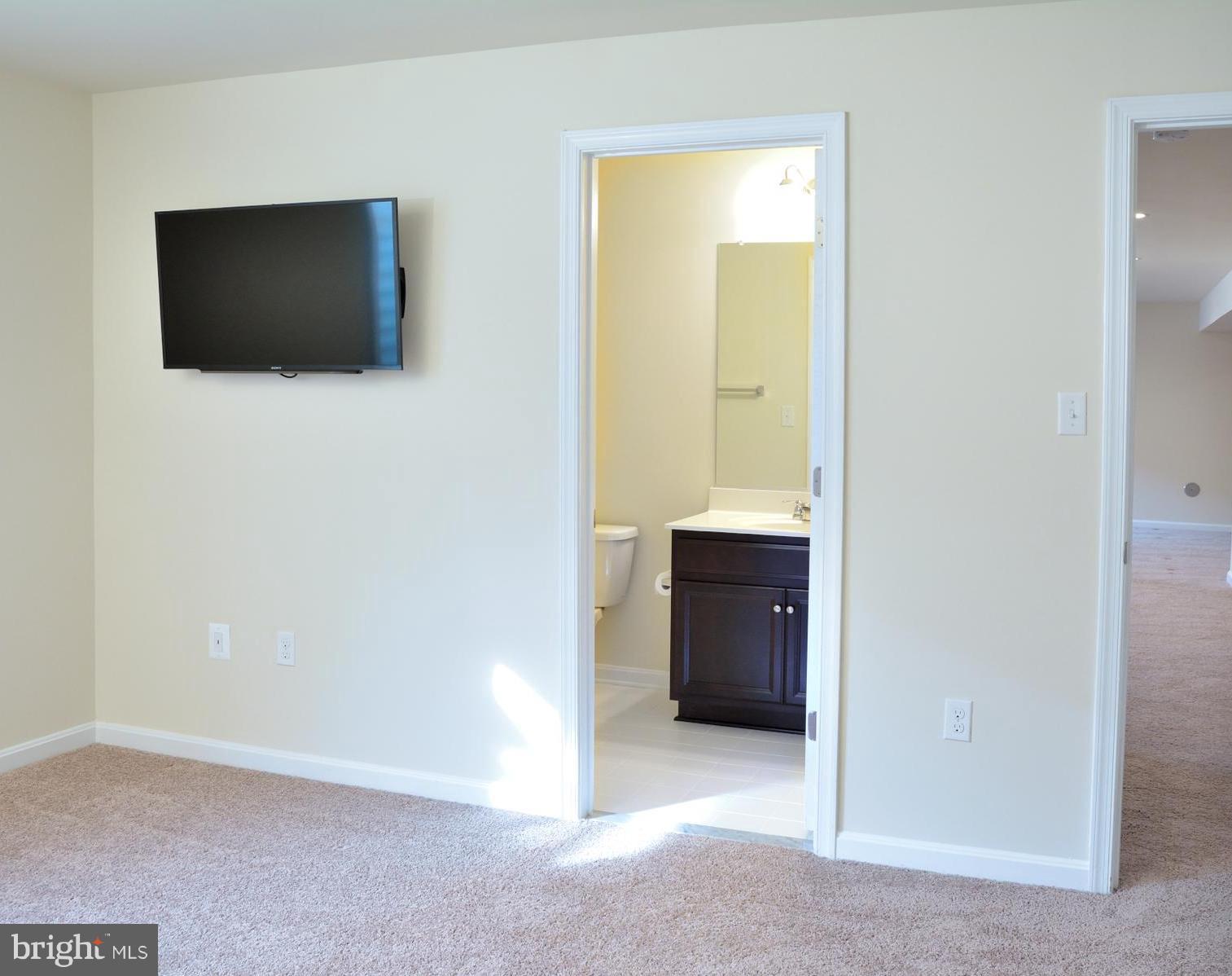 8124 Ridgely Loop Severn, MD 21144 - Photo 24 of 25 Gallery Image 24