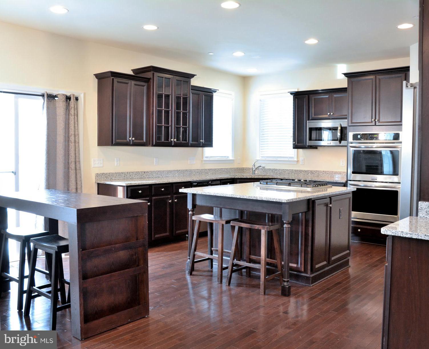8124 Ridgely Loop Severn, MD 21144 - Photo 10 of 25 Gallery Image 10