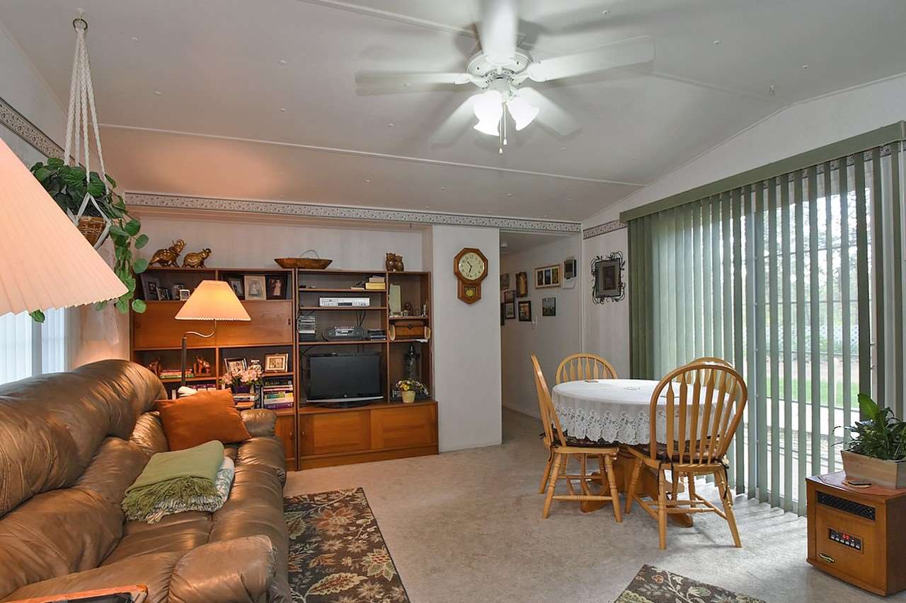 3315 West Anderson Road Cheney, WA 99004 - Photo 3 of 20