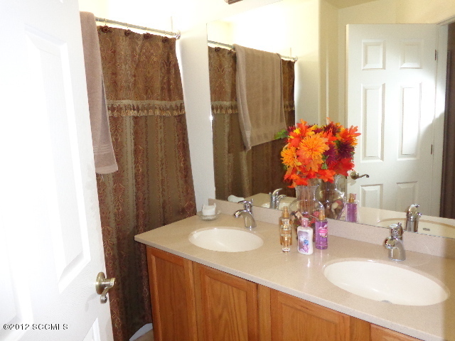 402 Via Capri Rio Rico, AZ 85648 - Photo 11 of 16 Gallery Image 11