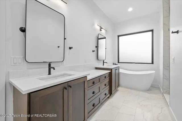 $2,575,000 | 6503 Black Swan Circle, Victor, ID 83455