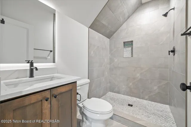 $2,575,000 | 6503 Black Swan Circle, Victor, ID 83455