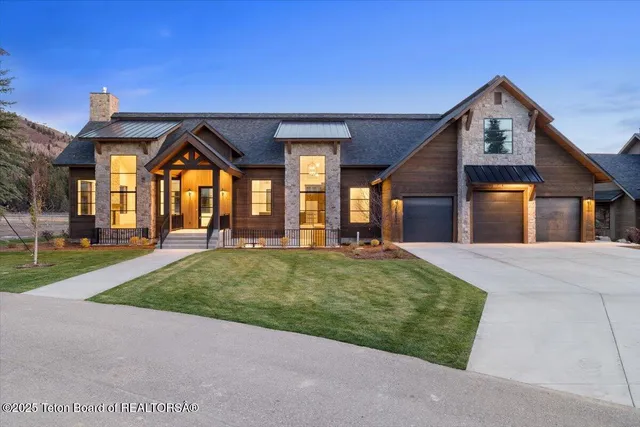 $2,575,000 | 6503 Black Swan Circle, Victor, ID 83455