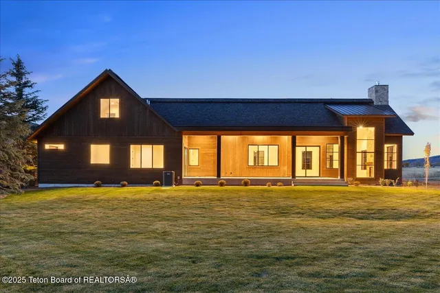 $2,575,000 | 6503 Black Swan Circle, Victor, ID 83455