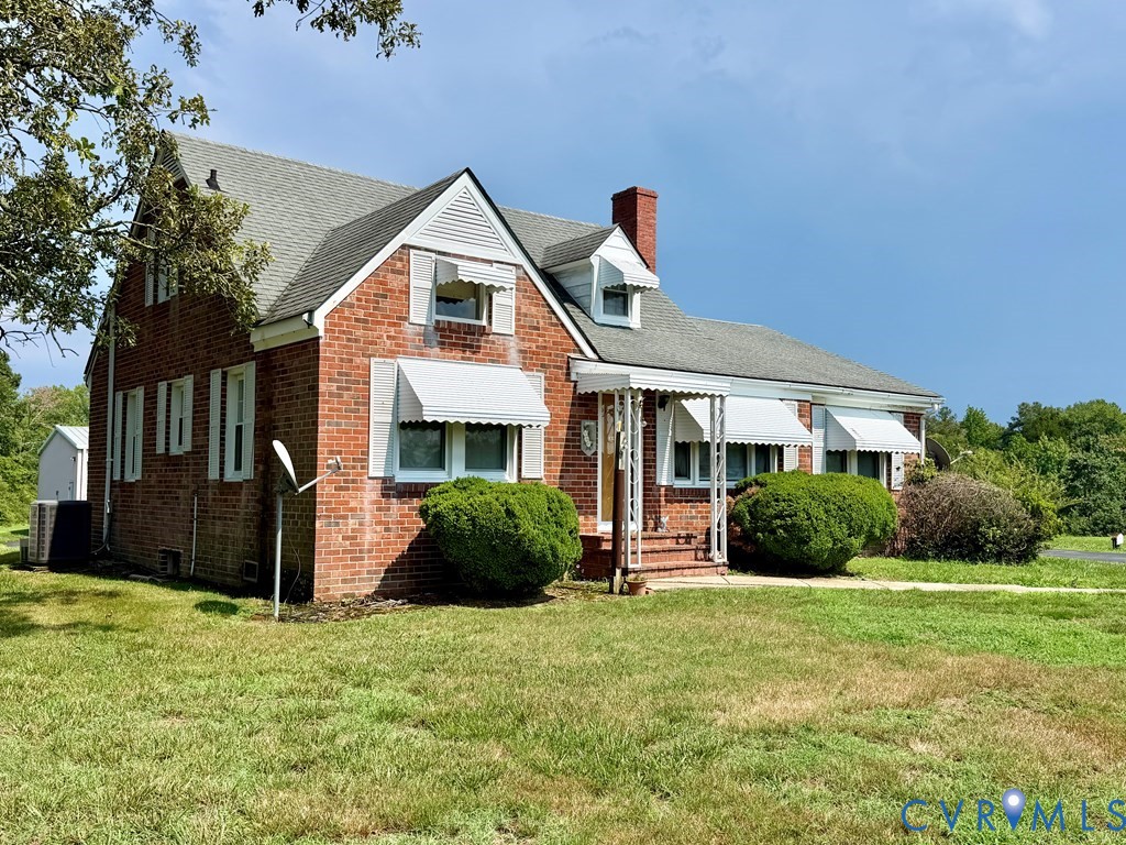 2392 Hampton Hall Road Callao, VA 22435 - Photo 3 of 32 Gallery Image 3