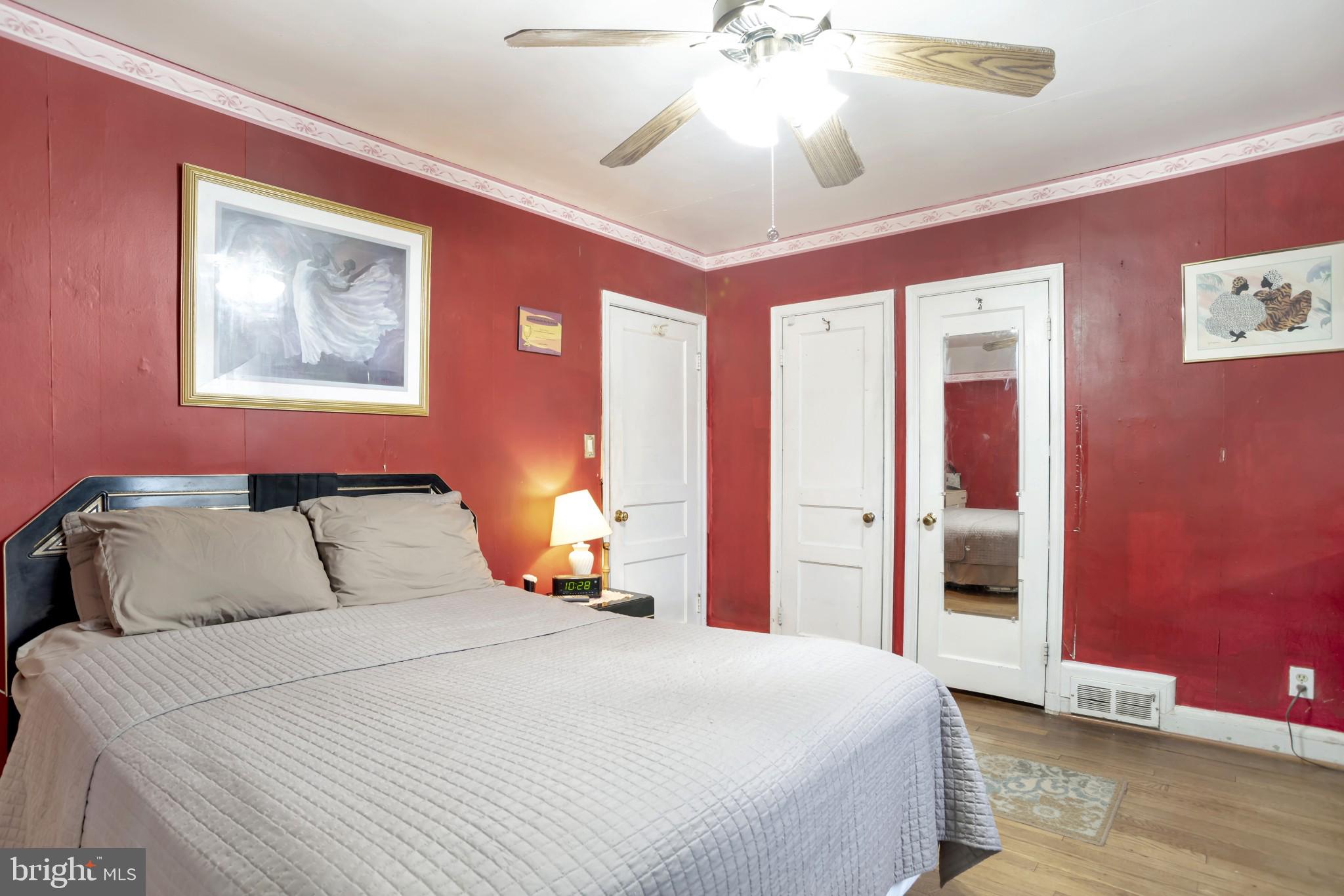 4019 Brookhill Road Baltimore, MD 21215 - Photo 7 of 15 Master bedroom