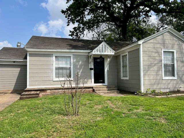 $1,250 | 3813 Wentworth Street, Houston, TX 77004