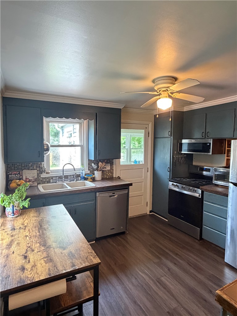 295 Penhurst Road Brighton, NY 14610 - Photo 20 of 32 Gallery Image 20