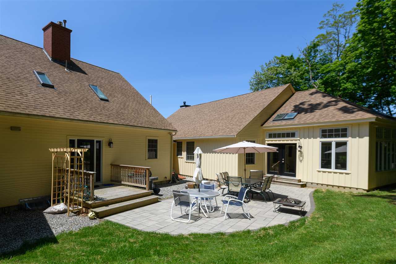 104 Fox Point Road Newington, NH 03801 - Photo 4 of 40