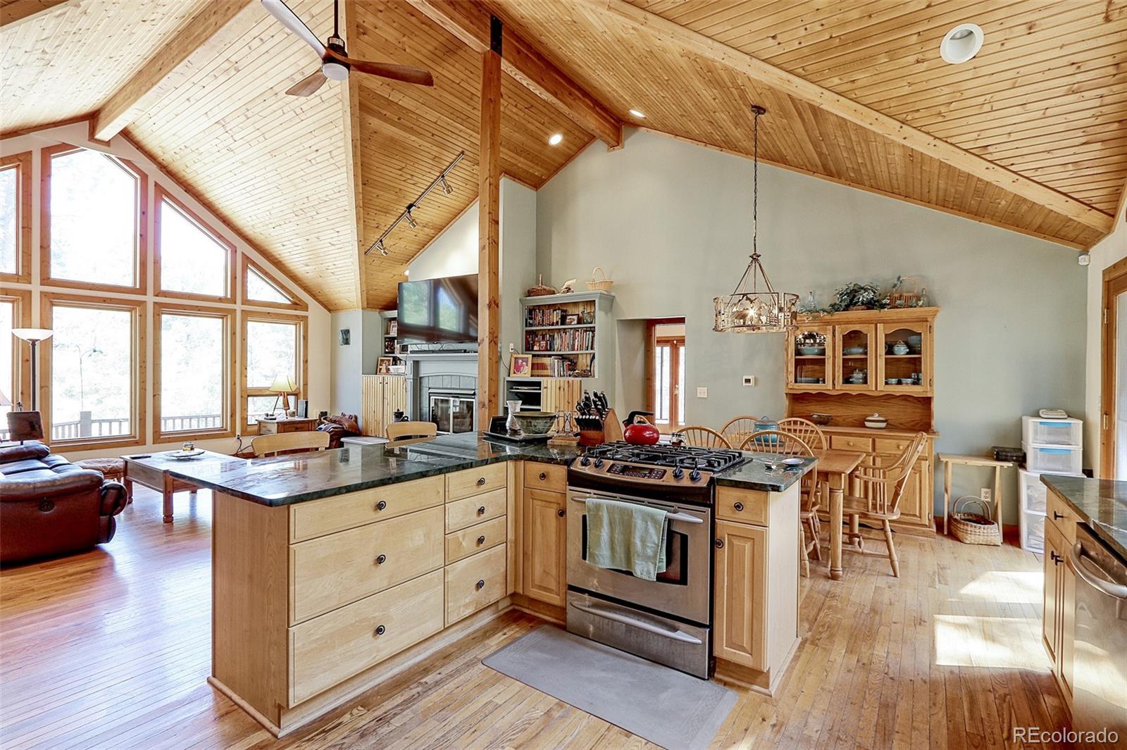 11886 Brook Road Golden, CO 80403 - Photo 11 of 40 Gallery Image 11
