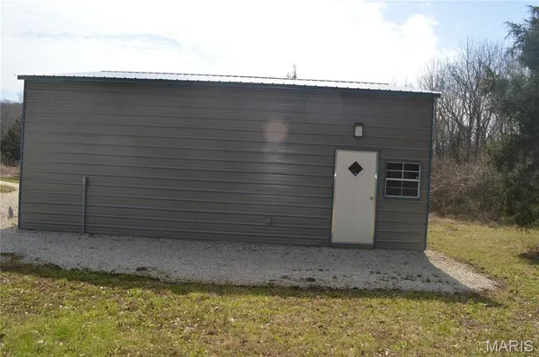 $719,500 | 222 Scanland Farm Road, Montgomery City, MO 63361