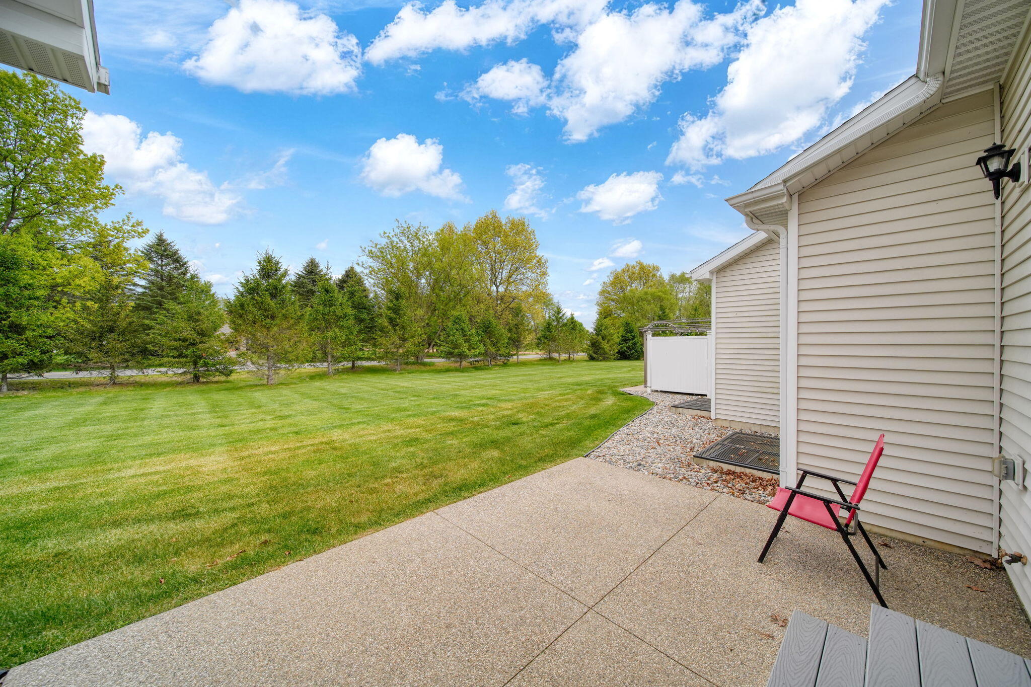 4015 Eastbridge Road Stockbridge, MI 49285 - Photo 40 of 43 40-web-or-mls-DSC02279_HDR