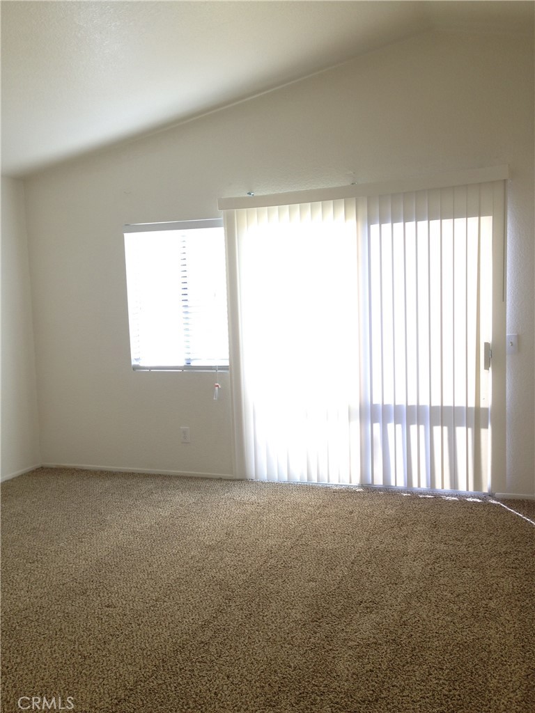 10482 Sagecrest Drive Moreno Valley, CA 92557 - Photo 15 of 24