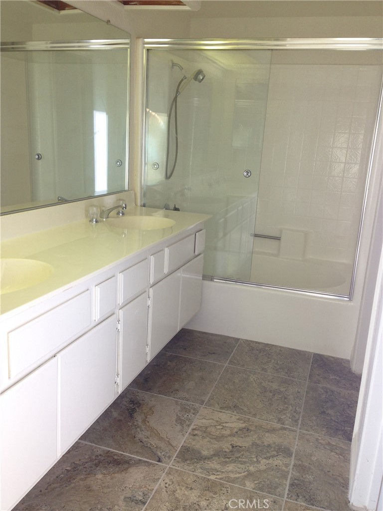 10482 Sagecrest Drive Moreno Valley, CA 92557 - Photo 18 of 24