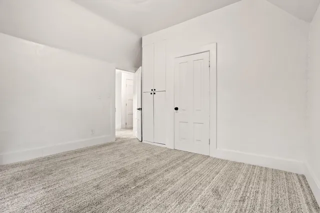 $2,000 | 361 8th Avenue South, Fargo, ND 58103