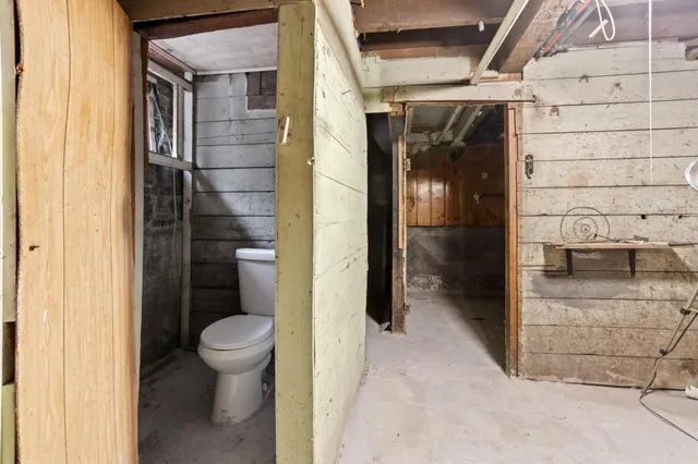 $2,000 | 361 8th Avenue South, Fargo, ND 58103