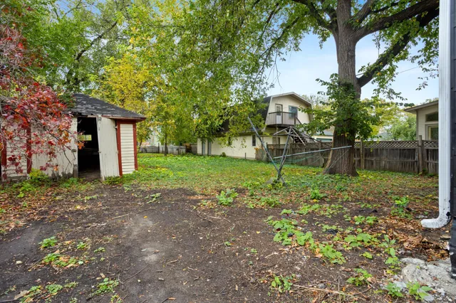 $2,000 | 361 8th Avenue South, Fargo, ND 58103