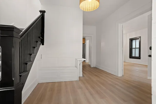 $2,000 | 361 8th Avenue South, Fargo, ND 58103