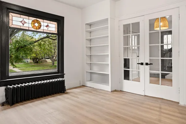 $1,800 | 361 8th Avenue South, Fargo, ND 58103