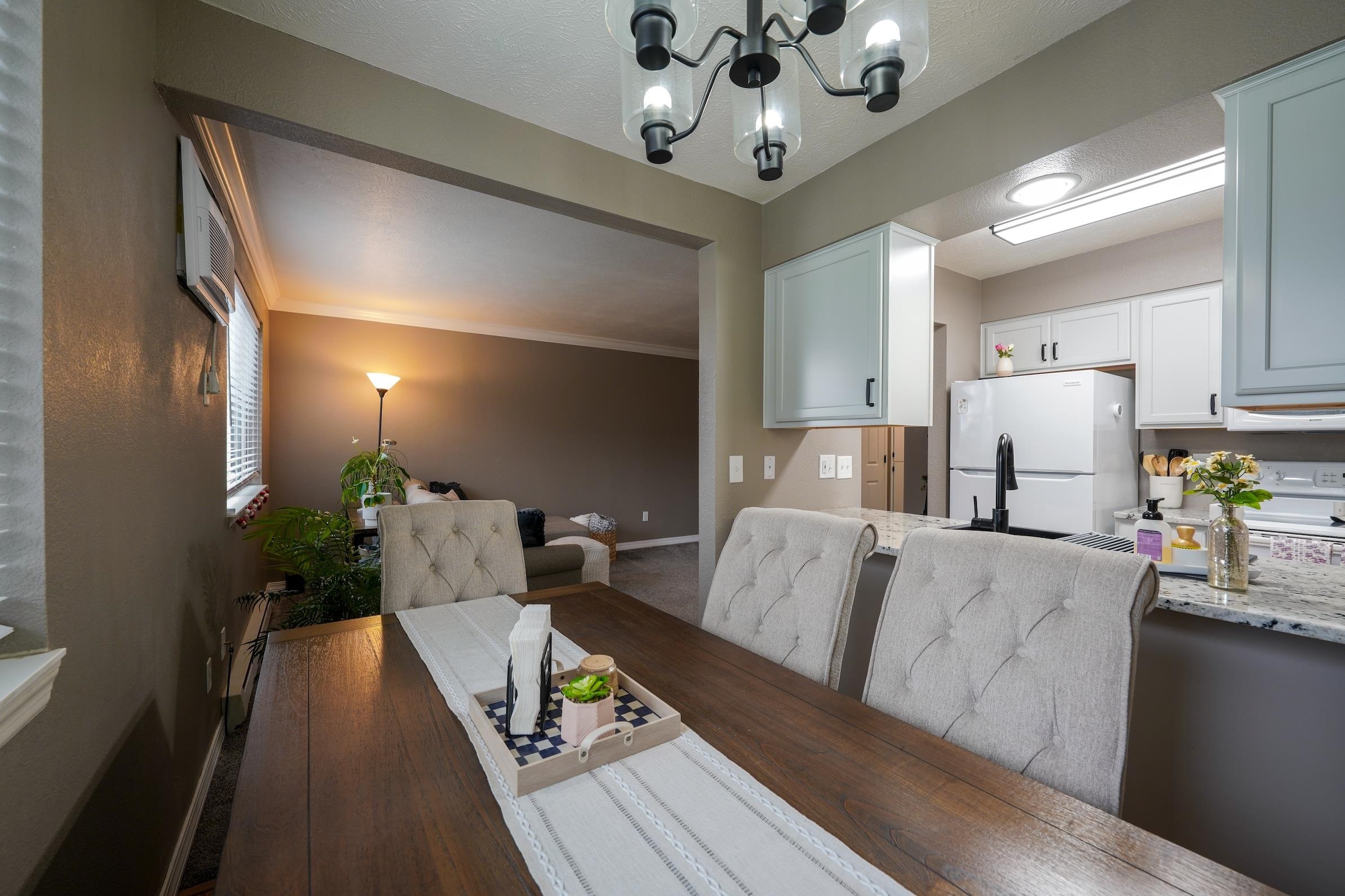 222 North Hutchinson Road, Unit 204 Spokane Valley, WA 99212 - Photo 13 of 33